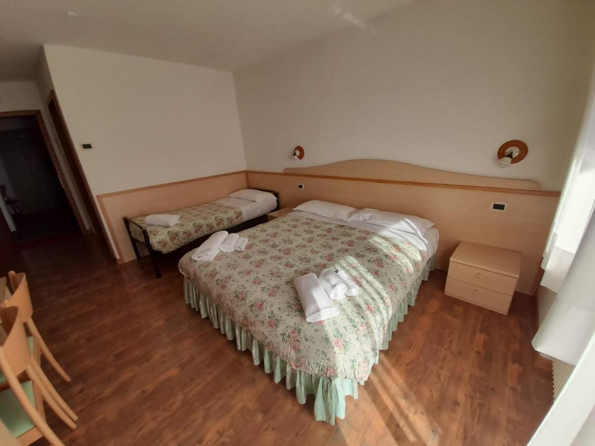 Hotel Garni B&B Maffei 핀졸로 외부 사진