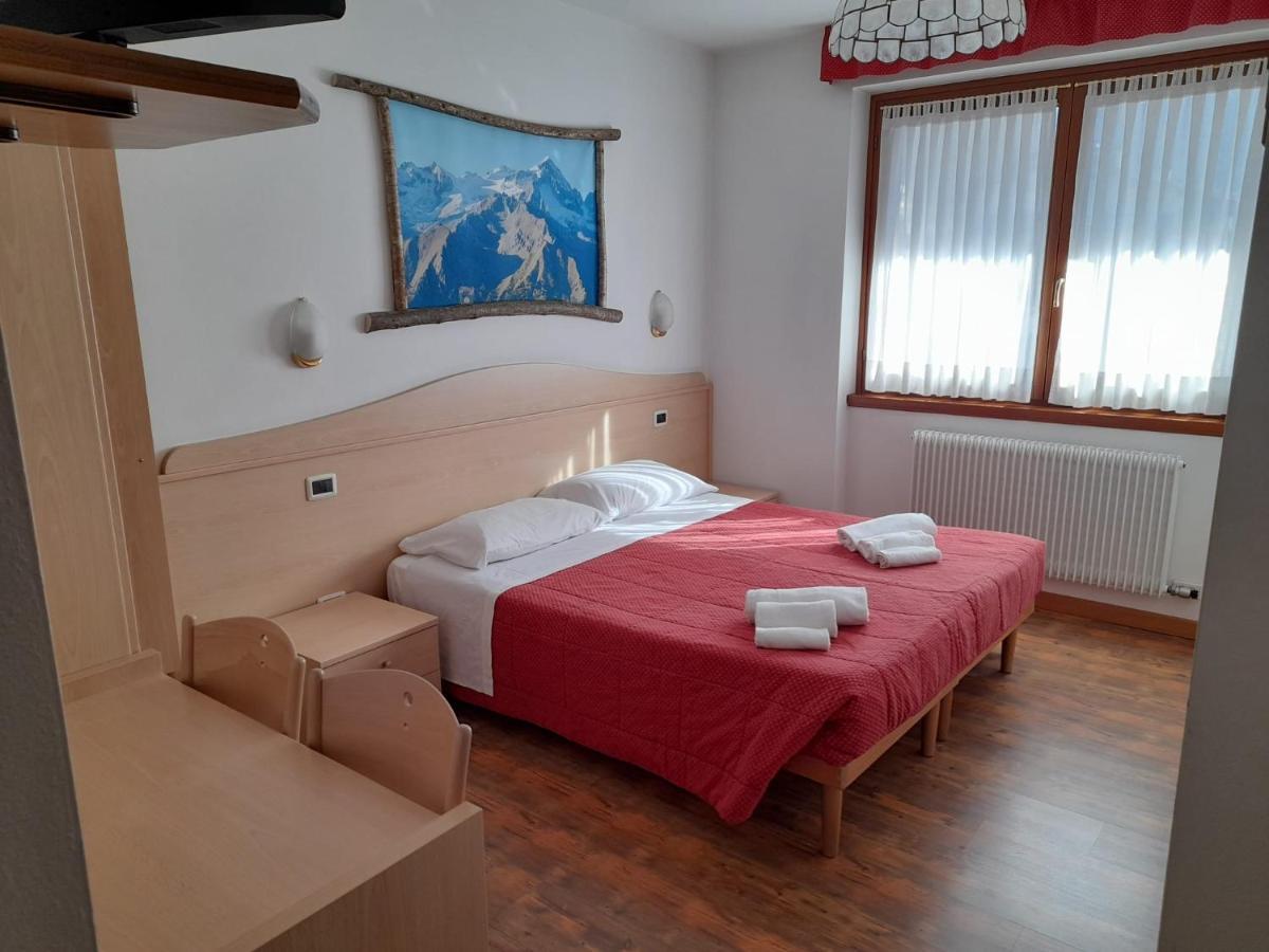 Hotel Garni B&B Maffei 핀졸로 외부 사진