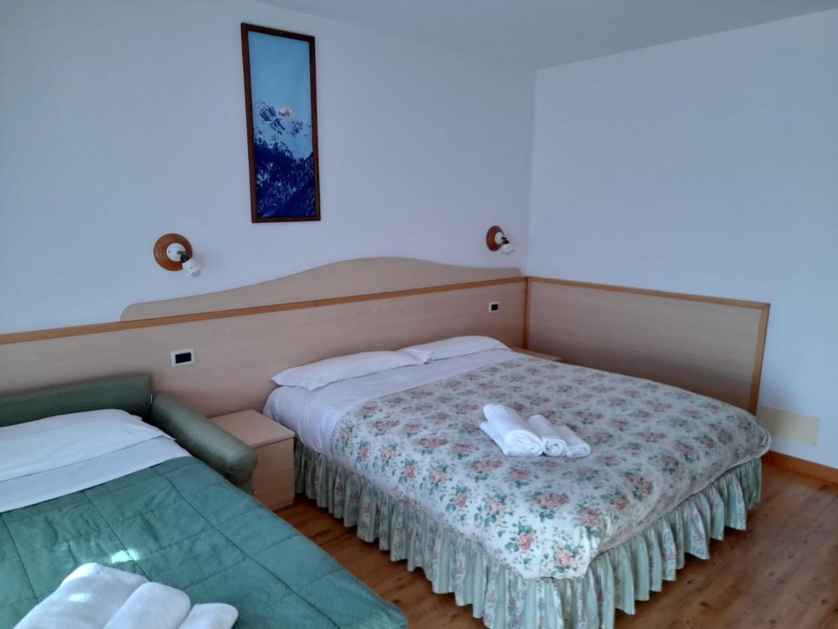 Hotel Garni B&B Maffei 핀졸로 외부 사진