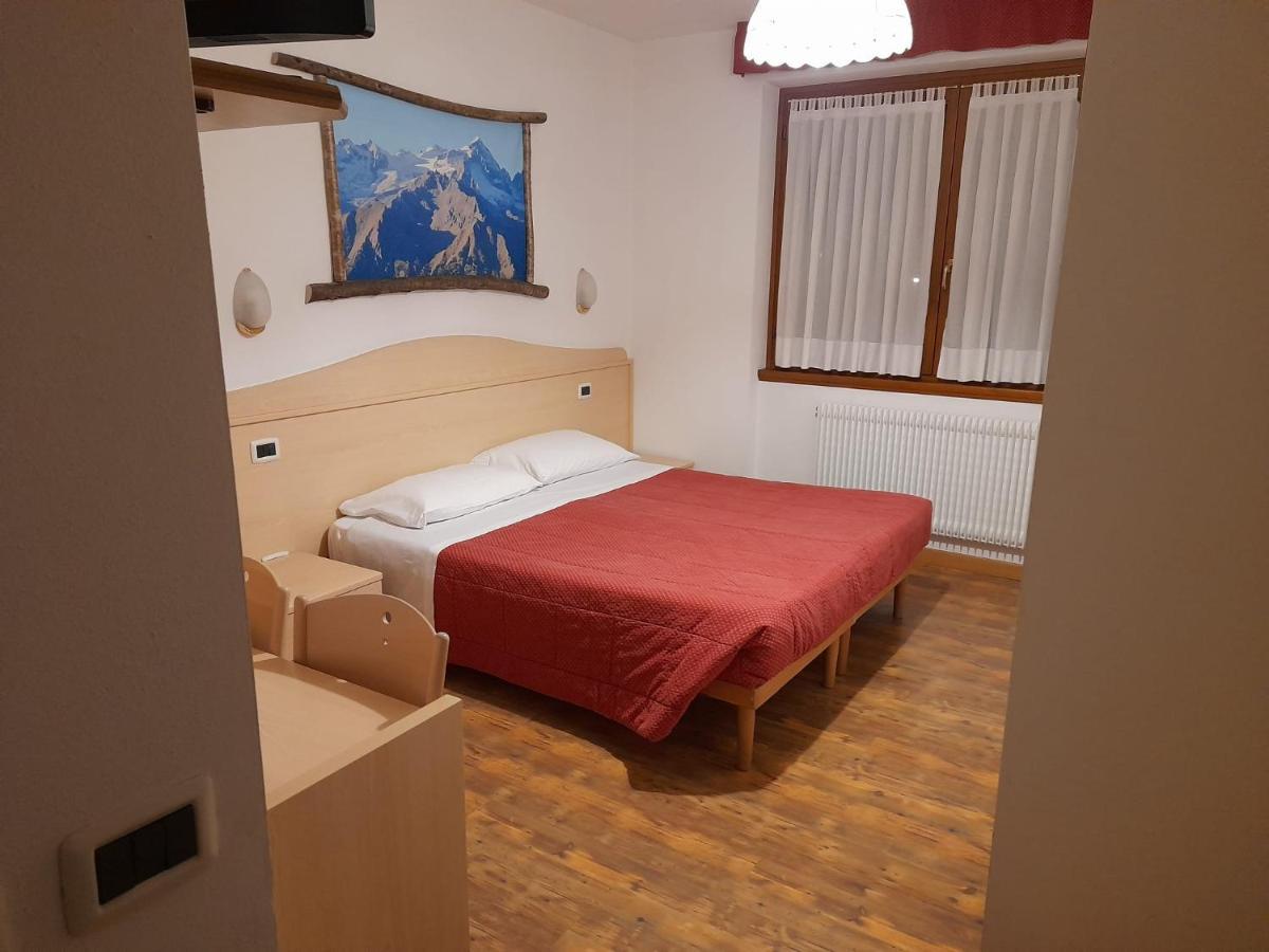Hotel Garni B&B Maffei 핀졸로 외부 사진